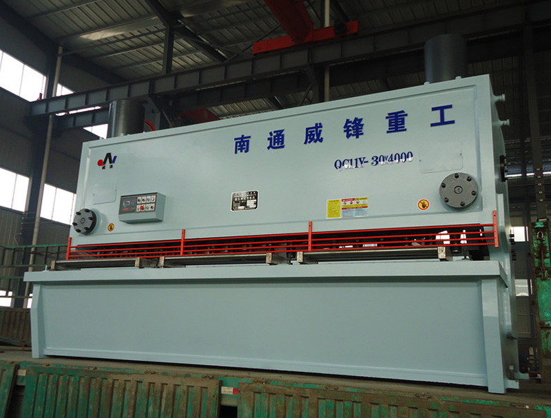 QC11Y-30X4000閘式剪板機 QC11Y-30X4000閘式剪板機